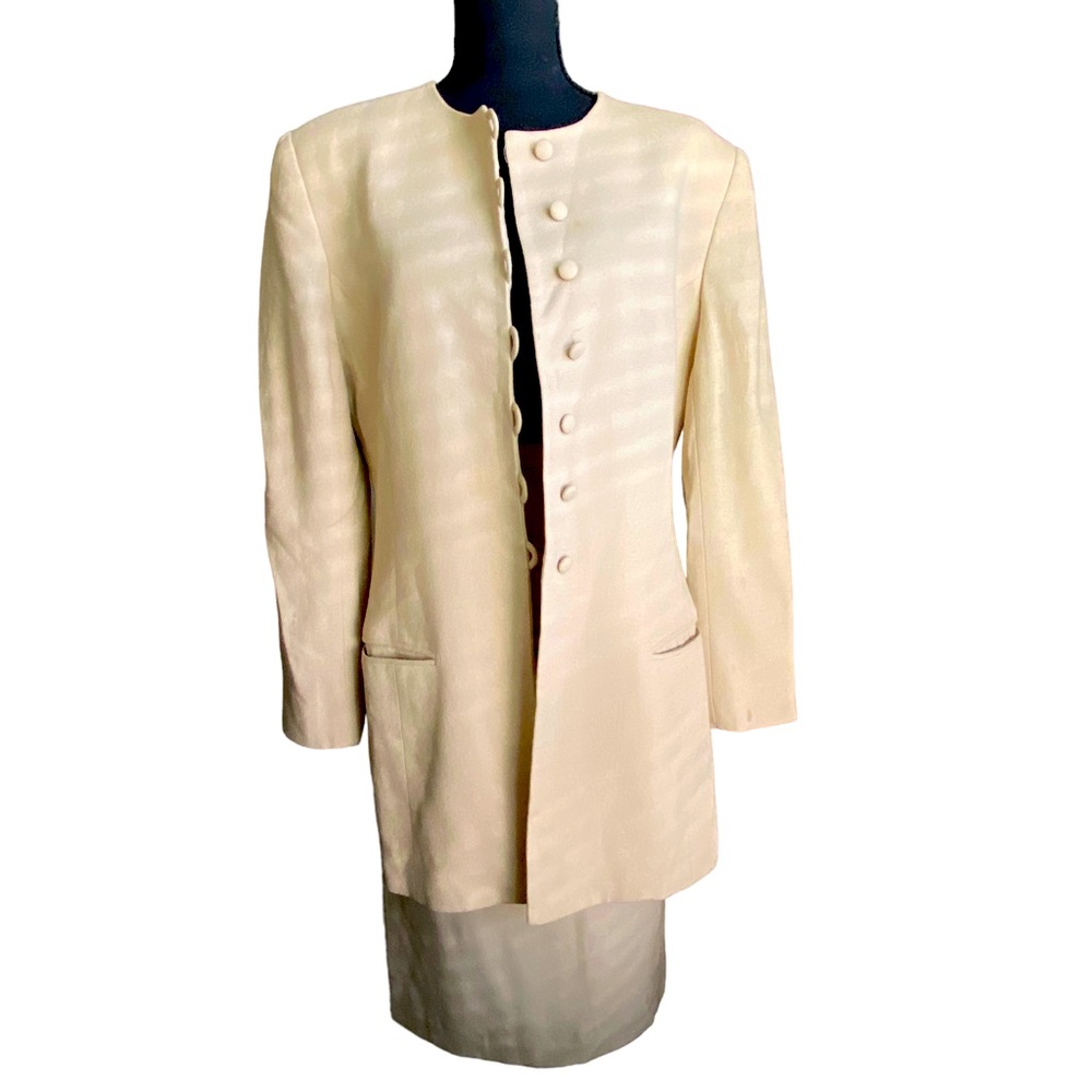 Jones New York Beige Skirt Suit